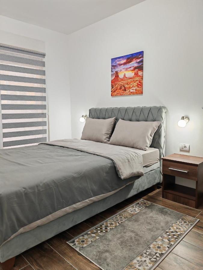 Imperial Apartamento Veliko Gradište Exterior foto