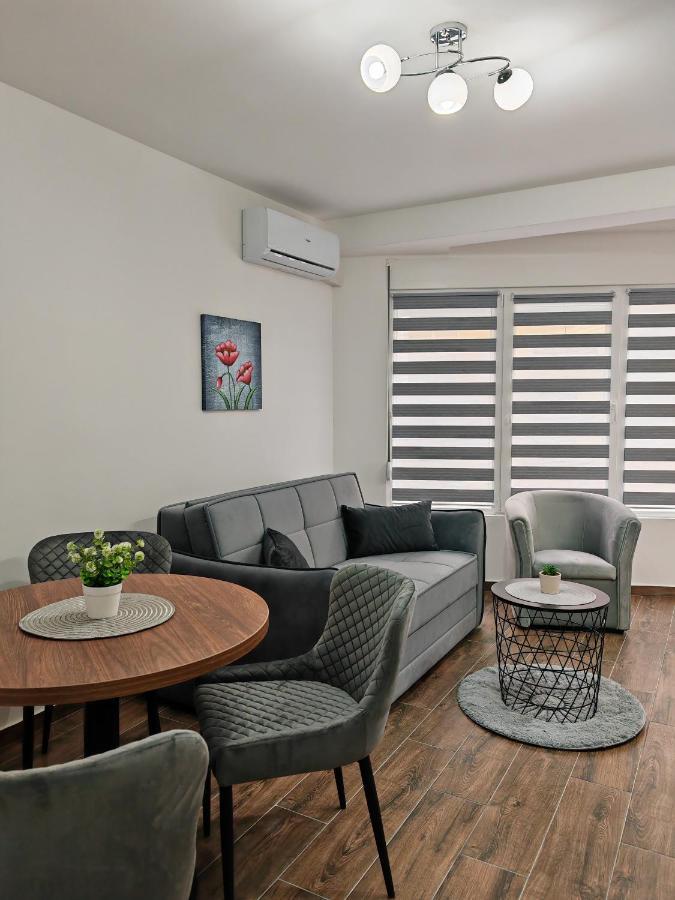 Imperial Apartamento Veliko Gradište Exterior foto