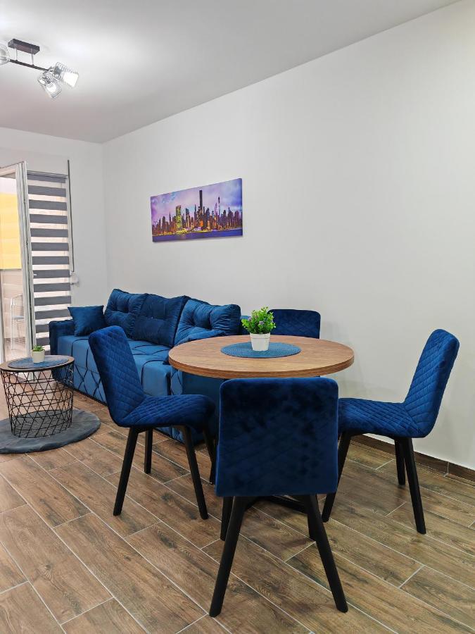 Imperial Apartamento Veliko Gradište Exterior foto