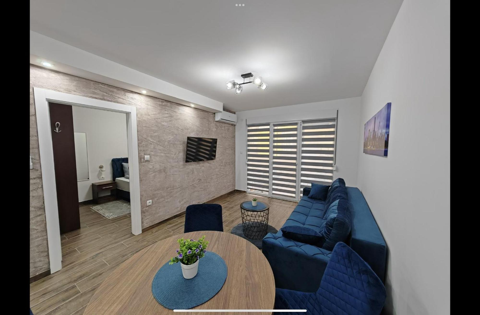 Imperial Apartamento Veliko Gradište Exterior foto