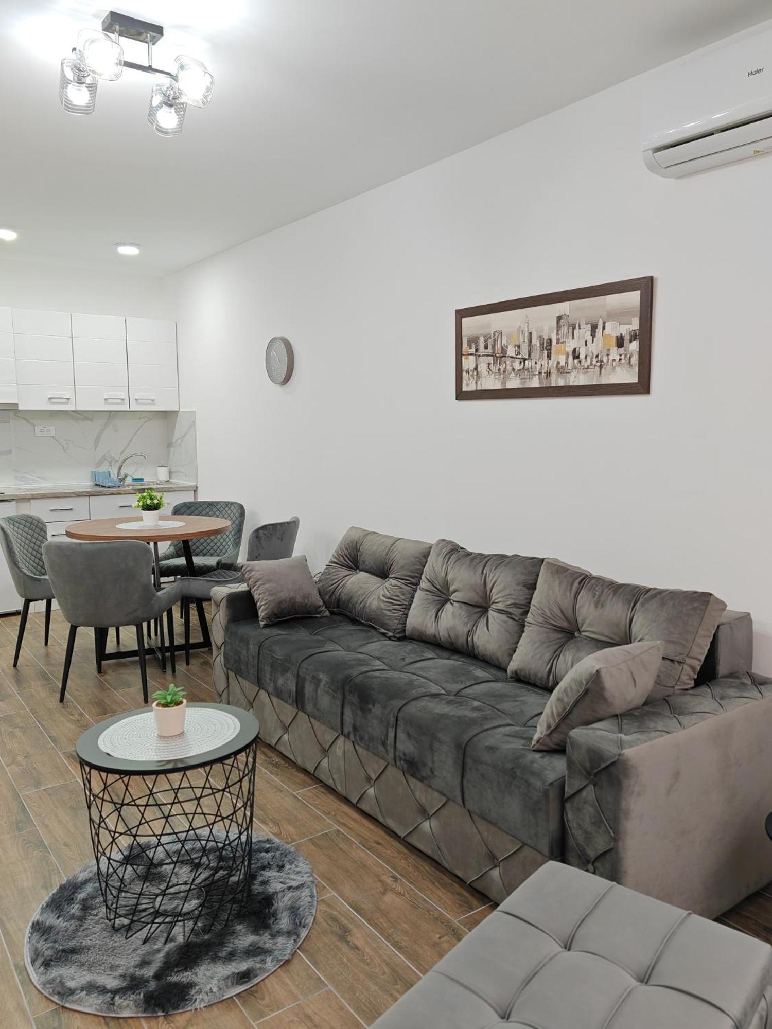 Imperial Apartamento Veliko Gradište Exterior foto