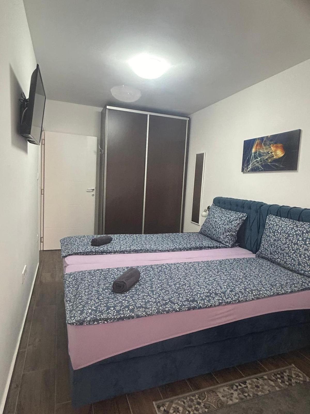 Imperial Apartamento Veliko Gradište Exterior foto
